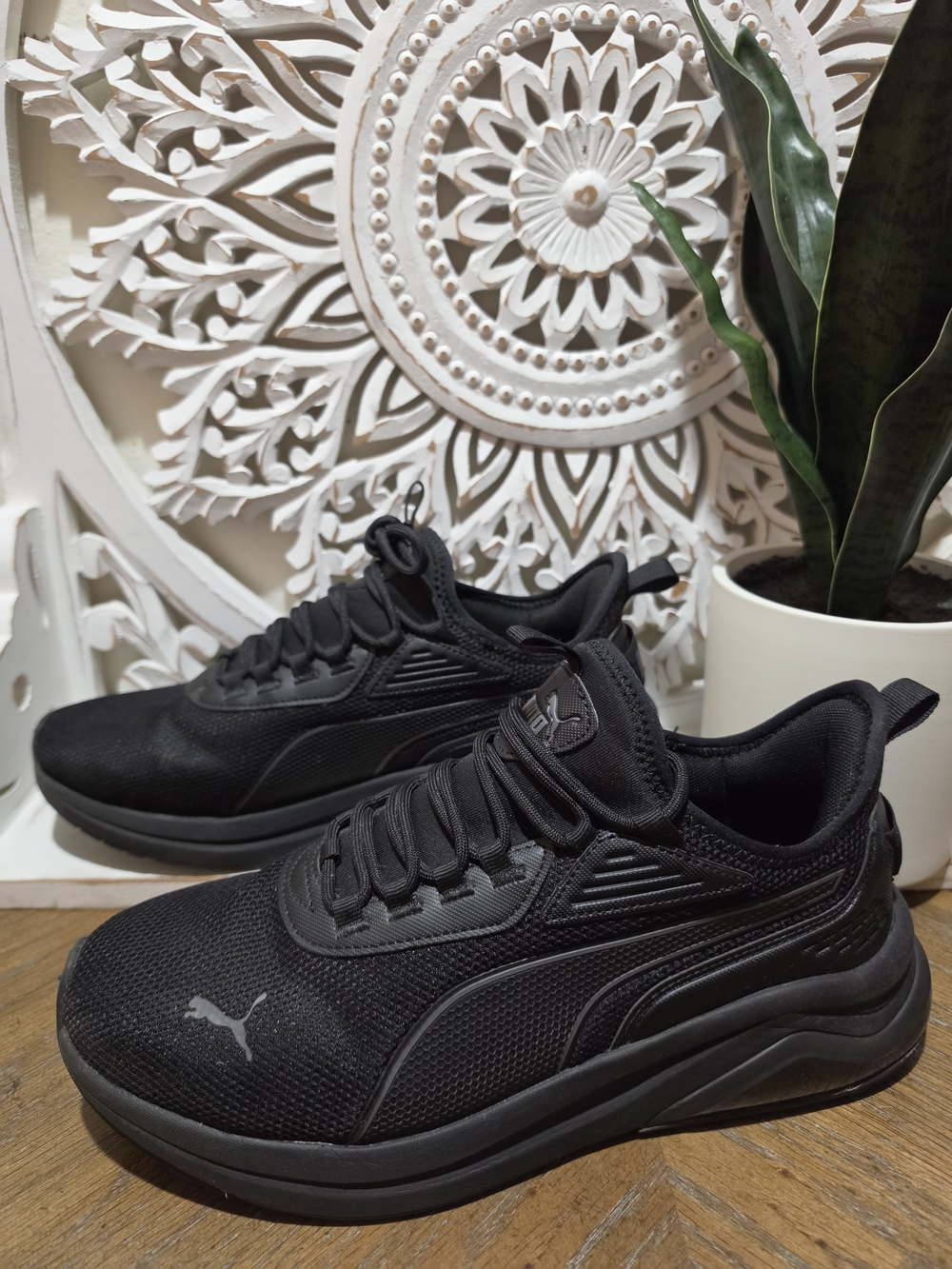 Puma Men's Black Athletic Sneakers - Lightweight Comfort SIZE 9